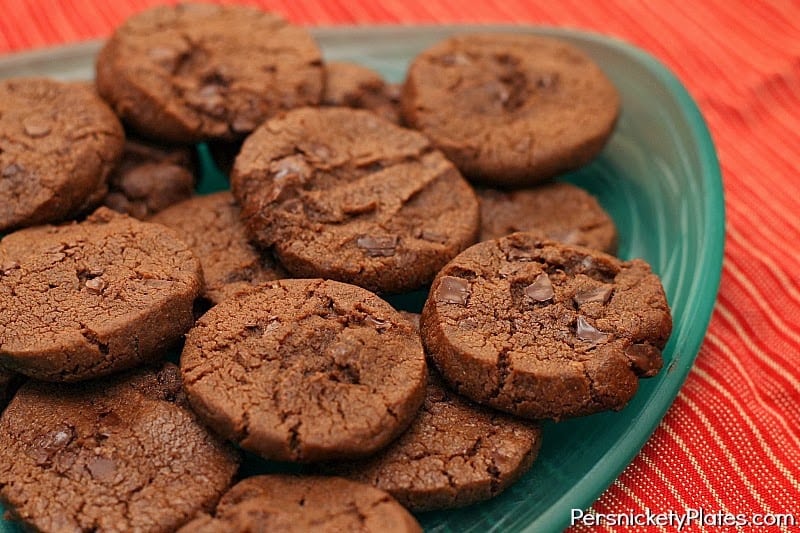 French Sables Korova {Double Chocolate Cookies} | Persnickety Plates French Sables Korova {Double Chocolate Cookies} | Persnickety Plates
