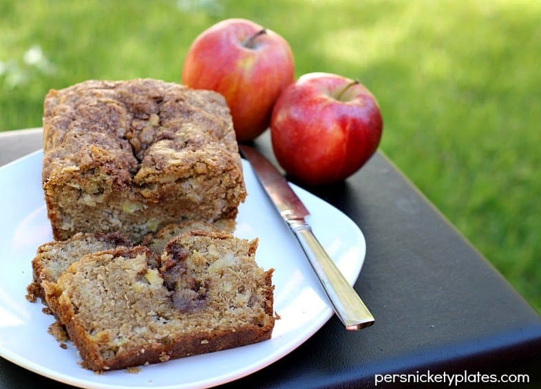 Apple Cinnamon Swirl Bread | Persnickety Plates