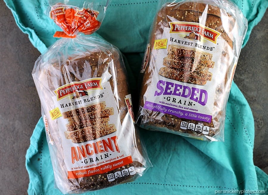 Labneh Za'atar Toast takes just a few simple ingredients but it comes together for a quick, filling, and healthy meal. | Persnickety Plates