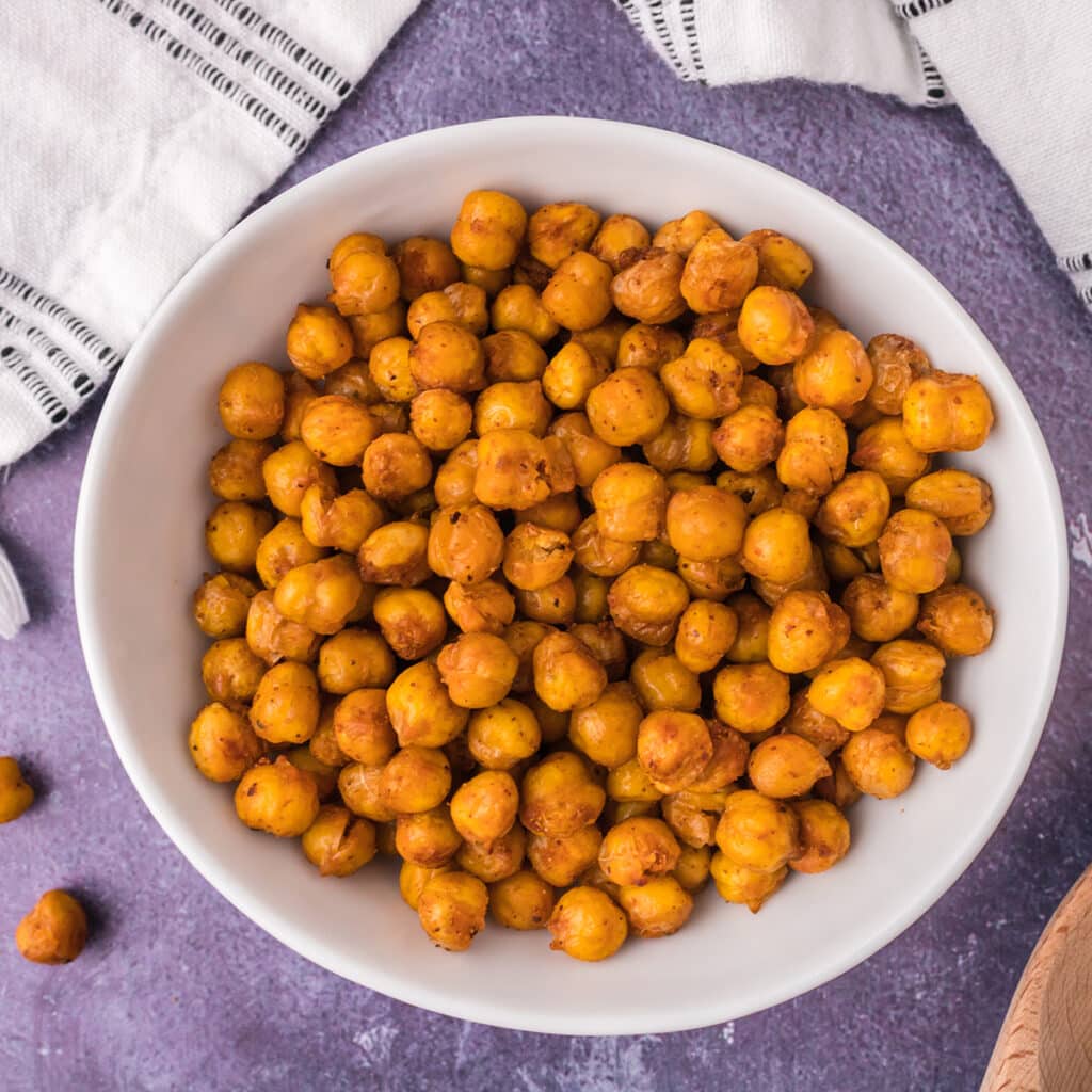 overhead shot of a bowl of crispy chickpeas.