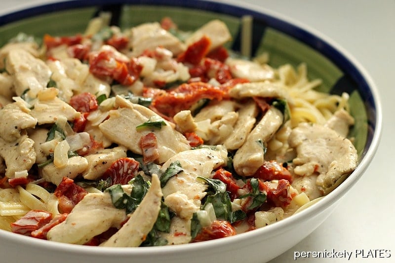 Sun Dried Tomato & Basil Chicken Fettuccine | Persnickety Plates