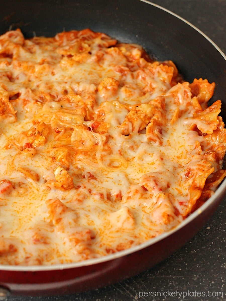 One Pot Cheesy Chicken Pasta Skillet | Persnickety Plates