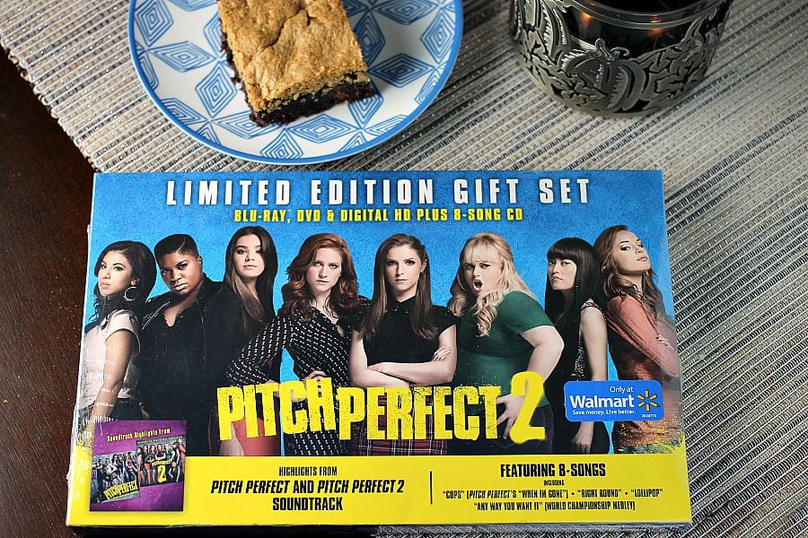 Peanut Butter Brookies - a layer of brownie topped with a layer of peanut butter cookies - the best of both worlds! | Persnickety Plates AD