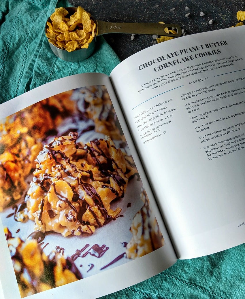 Chocolate Peanut Butter Cornflake Cookies are a sweet and salty no-bake cookie that you can whip up in no time! | www.persnicketyplates.com